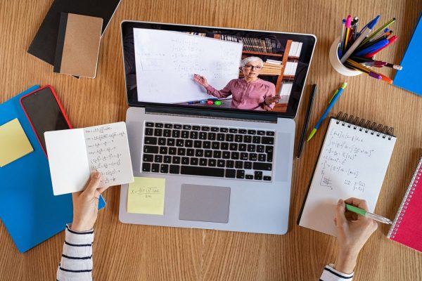 5 conseils pour les centres de formation sur la façon de vendre des cours de formation en ligne